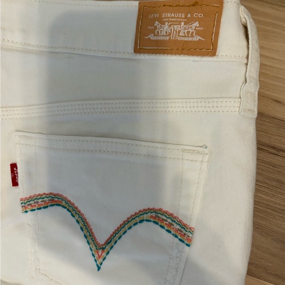 Levi's White Straight Leg Jeans with Embroidery - Picture 7 of 10